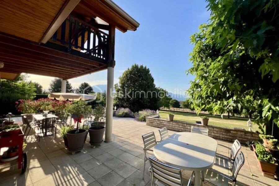 Maison à vendre à Voiron — Vue montagne — photo 14