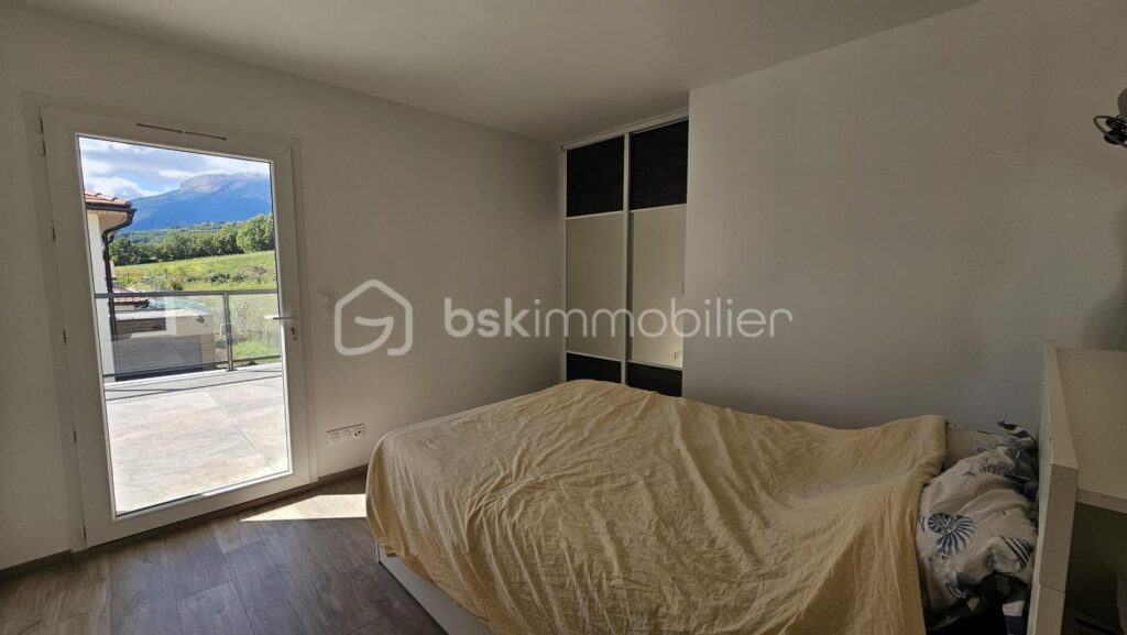 Maison récente , 4 chambres – 5 pièces – 4 chambres – 128 m²