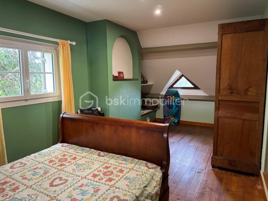 Maison périgourdine – 6 pièces – 4 chambres – 159 m²