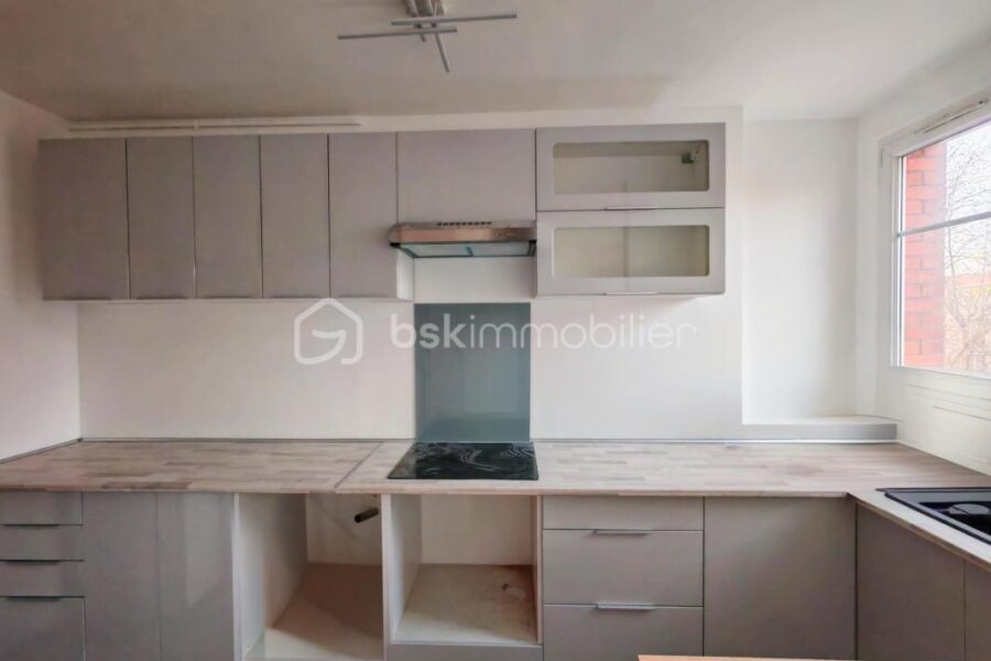 Appartement à vendre à Paris 20e arrondissement — Vue sur la ville — photo 14