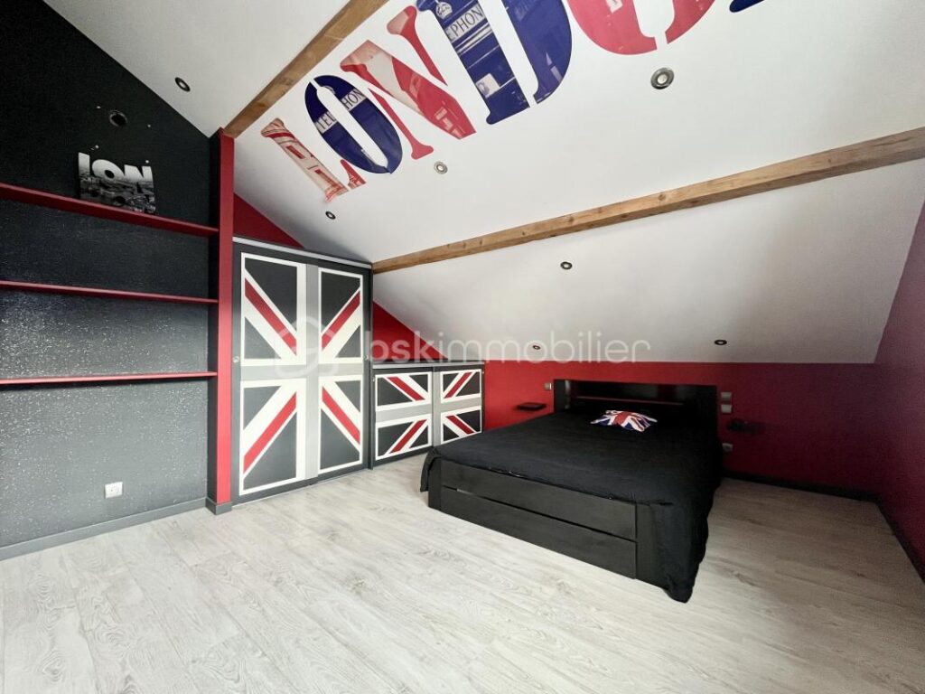 DPT HAUTE SAVOIE (74) – MAISON FAMILIALE AVEC VUE SUR LE LAC LEMAN – Lugrin (Hauteurs d’Évian) – 6 pièces – 4 chambres – 166 m²