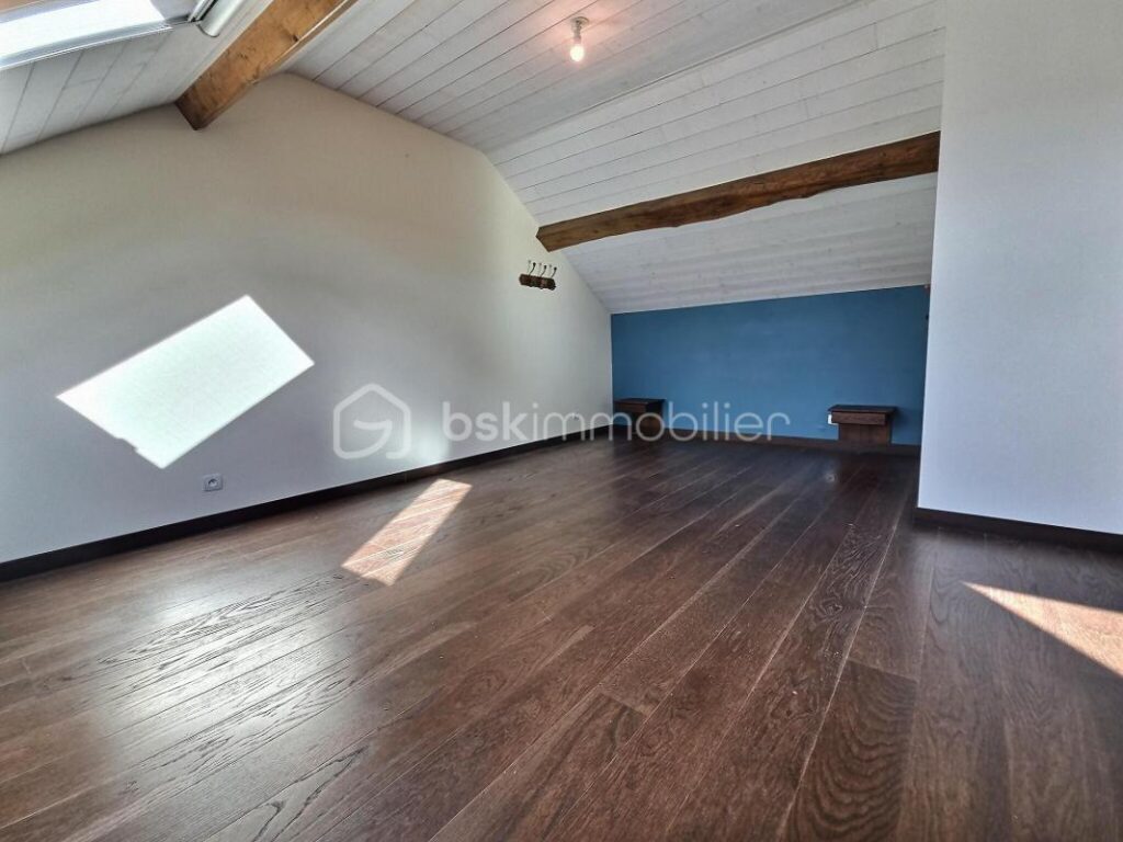 Maison individuelle – 4 pièces – 3 chambres – 113 m²