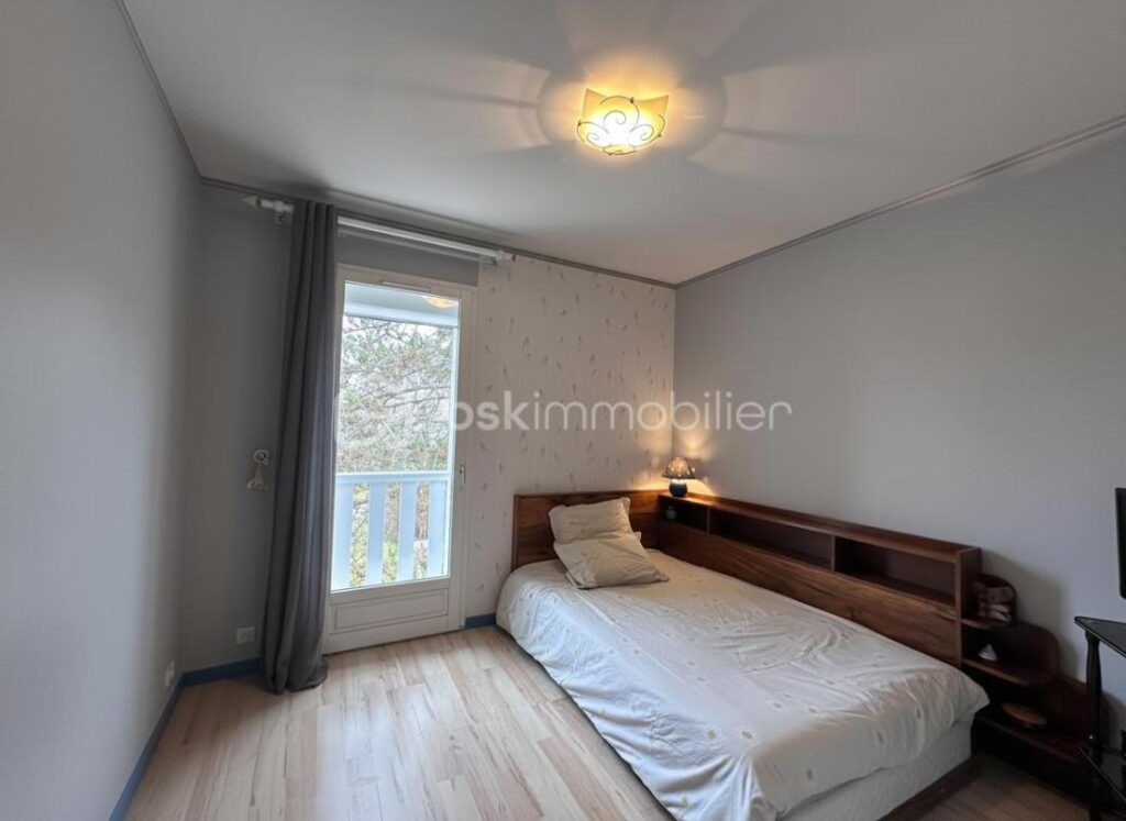 Maison 5 pieces avec terrain de 1500m² à Saint étienne de Crossey – 5 pièces – 4 chambres – 121 m²