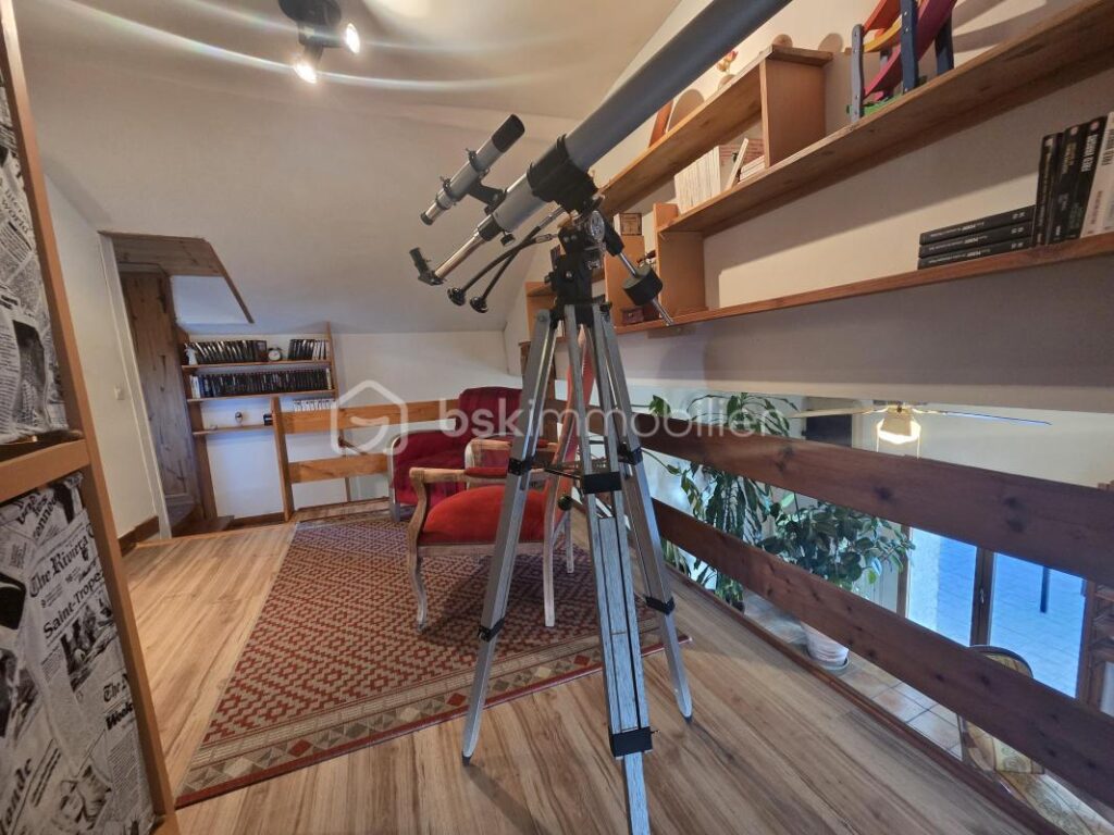 Ferme de 142m2 a saint etienne le molard – 4 pièces – 3 chambres – 142 m²