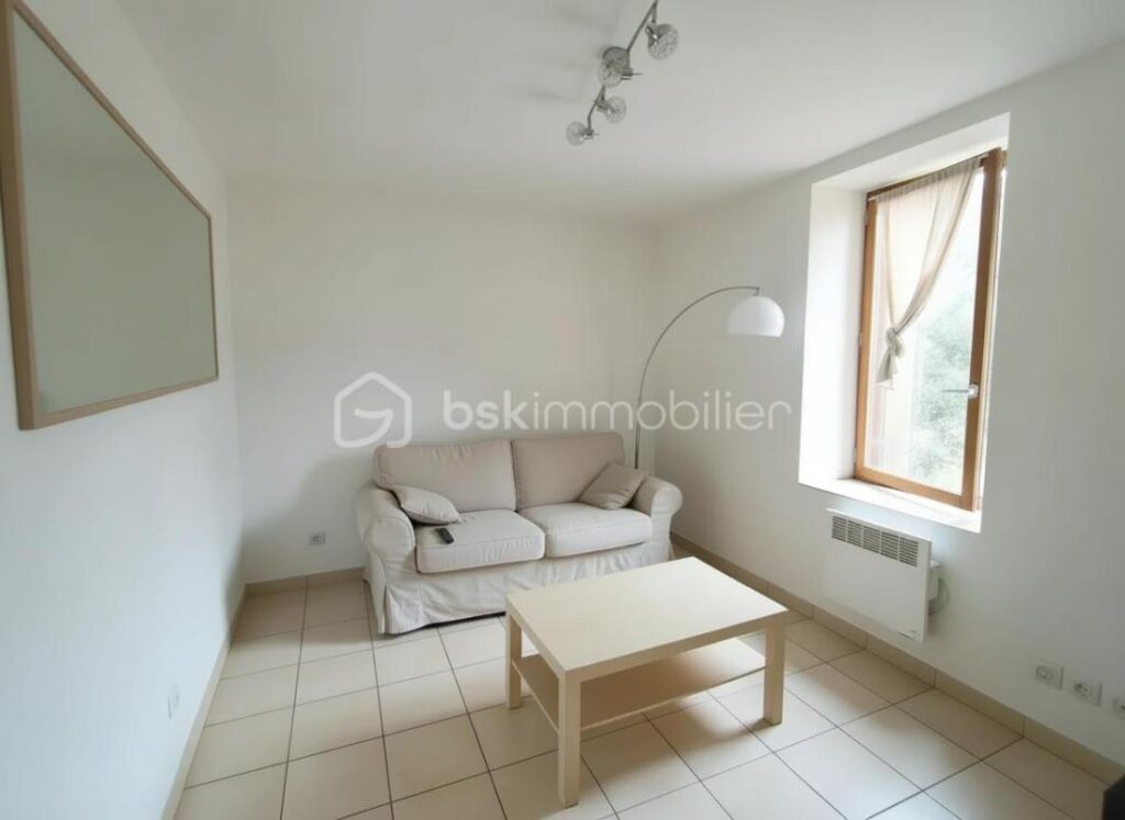 Grande maison de caractère entièrement rénovée, idéale résidence principale ou projet mixte – 10 pièces – 5 chambres – 166 m²