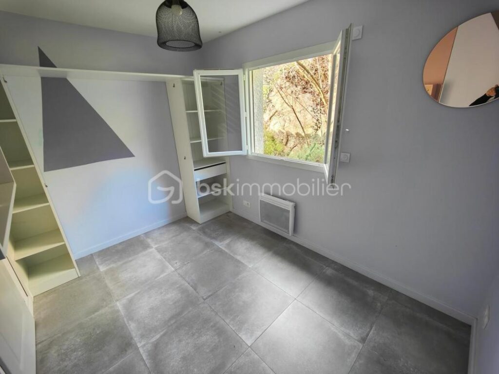 Villa quatre faces récente*** Exposition Sud*** Vue panoramique*** – 4 pièces – 3 chambres – 80 m²