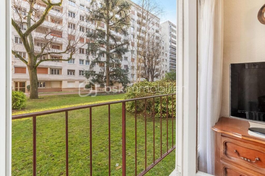 APPARTEMENT RDC TRANSVERSANT – 115 RUE DE REUILLY, PARIS 12E – 2 pièces – 1 chambre – 37 m²