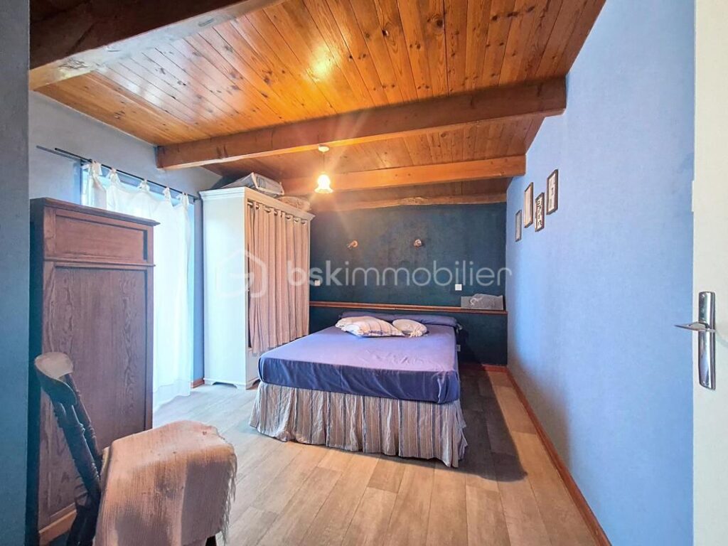 ‘Lauzerte – Maison + Gîte + Piscine : le charme, le confort… et la rentabilité !’ – 7 pièces – 4 chambres – 132 m²