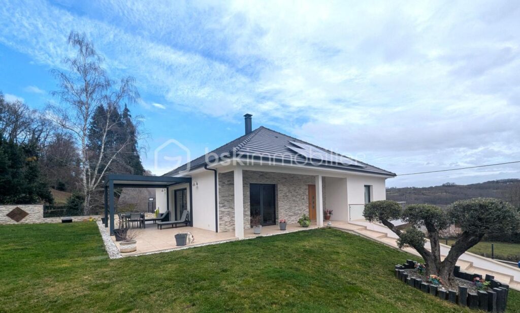 Maison plain pied récente – 5 pièces – 3 chambres – 125 m²