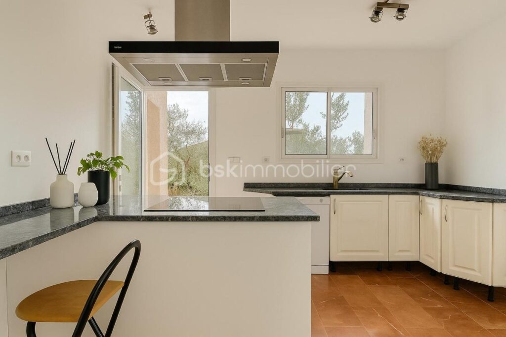 Entre MER ET GARRIGUE – 6 pièces – 4 chambres – 161 m²