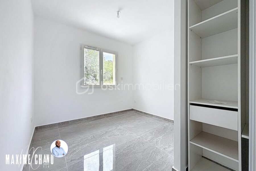 Maison à vendre à Vailhauques