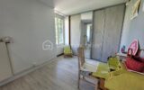 Rives Maison familiale Individuelle 250 000 € – 8 pièces – 7 chambres – 194 m²