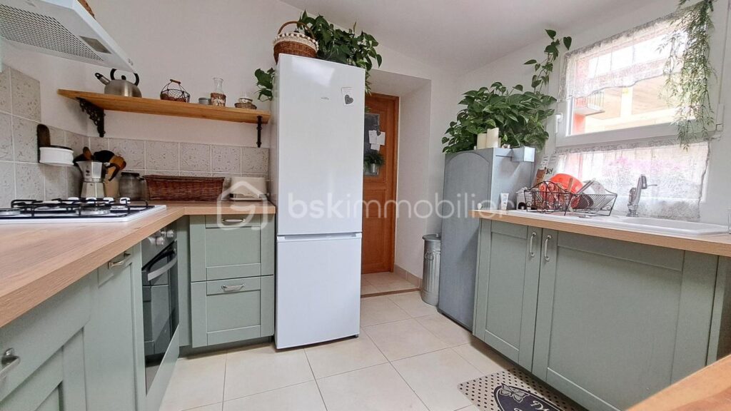 Ensemble immobilier de 2 maisons rénovées – 8 pièces – 4 chambres – 175 m²