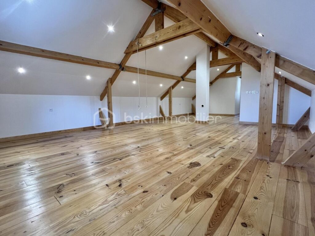 Magnifique Pavillon – 8 pièces – 4 chambres – 170 m²