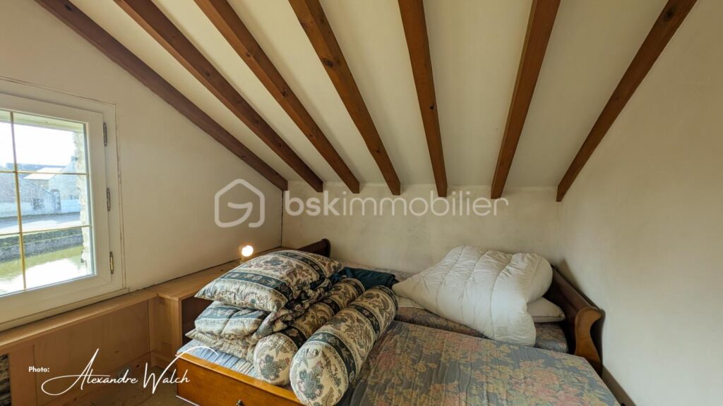 Charmante Maison de caractère à Rénover – Opportunité Unique ! – 7 pièces – 5 chambres – 198 m²