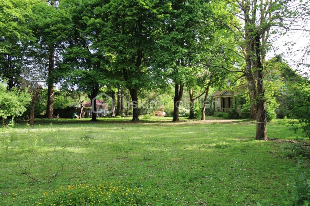 Maison de charme à la campagne, havre de paix à Nanteau-sur-Lunain 77710 – 9 pièces – 7 chambres – 269 m²