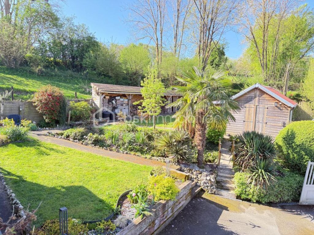 Maison familiale avec piscine et entièrement connectée !! – 5 pièces – 4 chambres – 150 m²