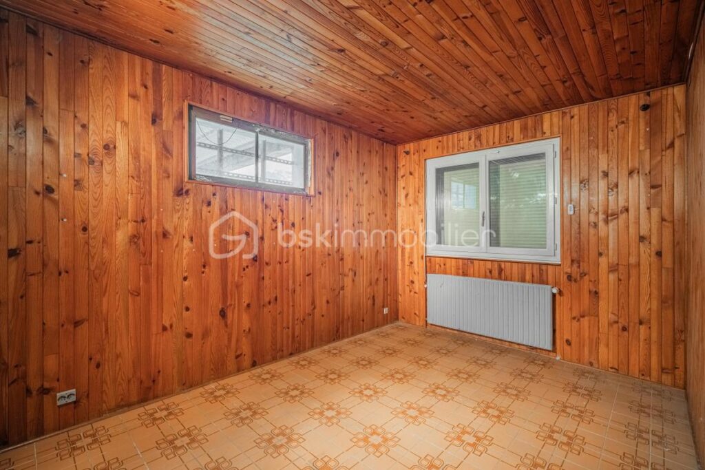 Maison à fort potentiel – Vif (38450) – 4 pièces – 3 chambres – 123 m²