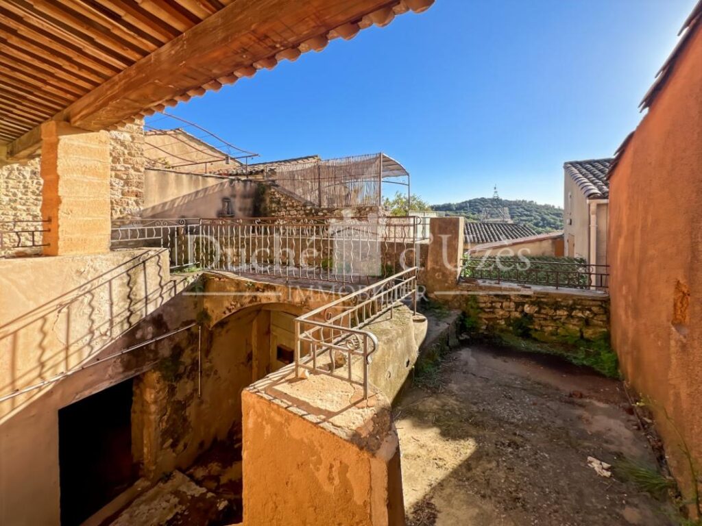 Maison – 7 pièces – 4 chambres – 126 m²