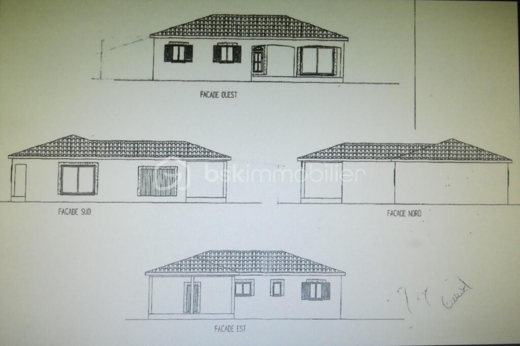 Maison contemporaine 160m2, 6 pièces avec piscine – 6 pièces – 3 chambres – 160 m²