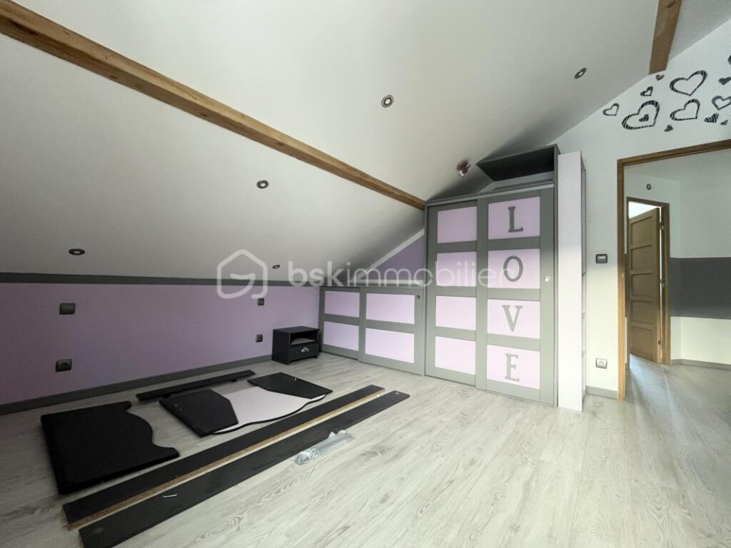 DPT HAUTE SAVOIE (74) – MAISON FAMILIALE AVEC VUE SUR LE LAC LEMAN – Lugrin (Hauteurs d’Évian) – 6 pièces – 4 chambres – 166 m²