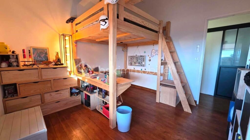 A Draguignan (Var) – Propriété d’exception en pierre – Panorama unique sur Draguignan et le massif des Maures – 180 M² – GARAGE – CARE PORT – CAVE – PISCINE – 6 pièces – 4 chambres – 180 m²