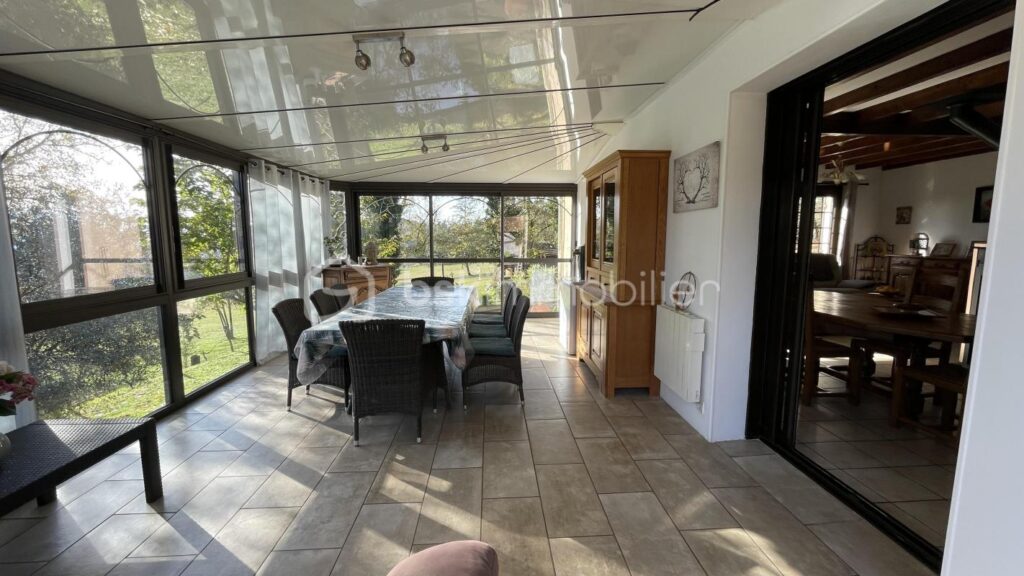 Propriété sans voisin proche, au calme absolu – 6 pièces – 4 chambres – 151 m²