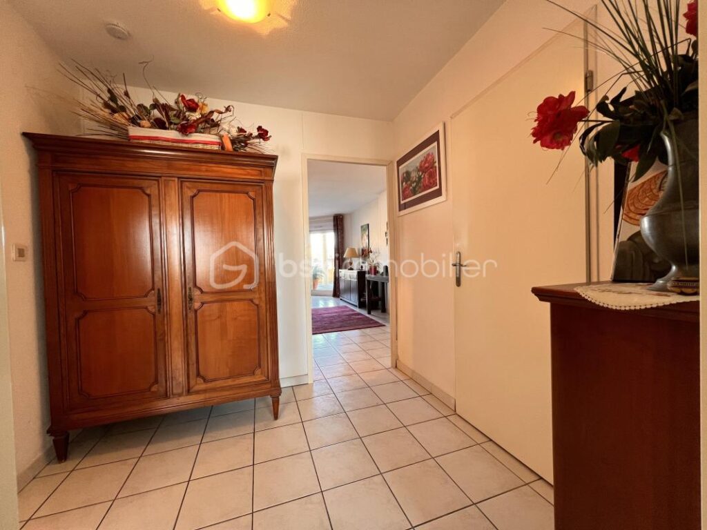 Appartement 95m2 + 56m2 de terrasse – 4 pièces – 2 chambres – 95 m²