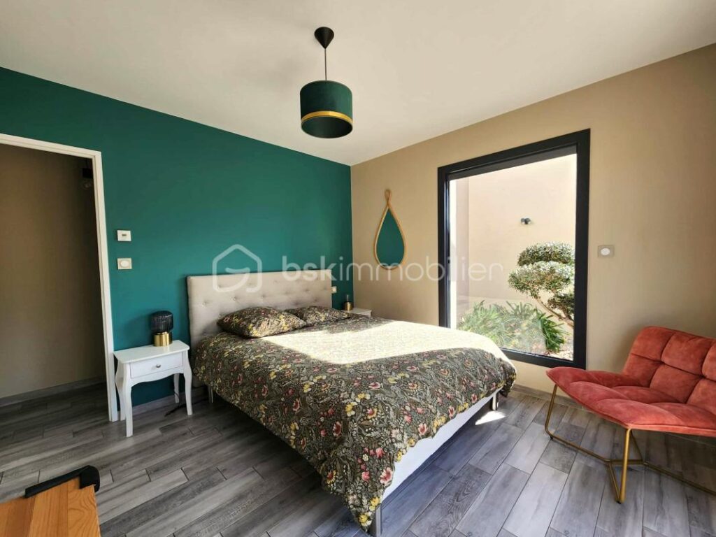 Superbe villa de plain-pied à trois kilomètres de Pézenas – 4 pièces – 3 chambres – 134 m²