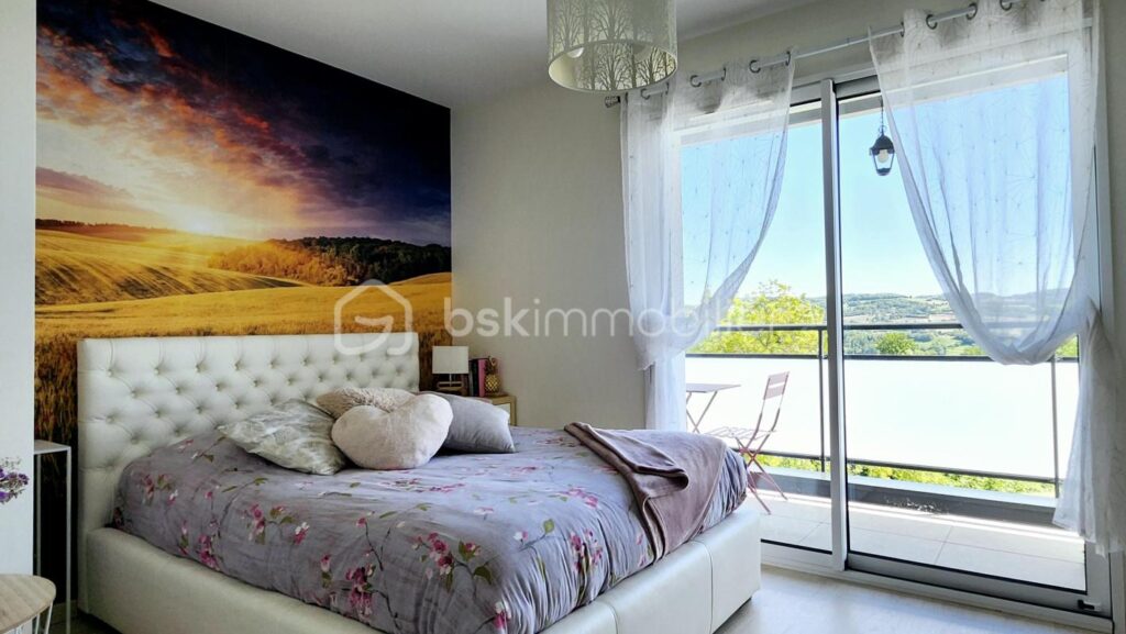 Maison moderne construite en 2020 + terrain constructible pour éventuelle extension – 7 pièces – 5 chambres – 202 m²