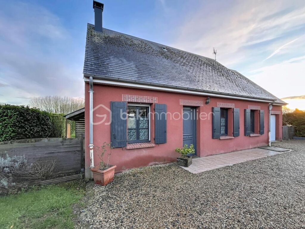 PAVILLON AVEC BEL EXTERIEUR ET GARAGE – 5 pièces – 3 chambres – 119 m²