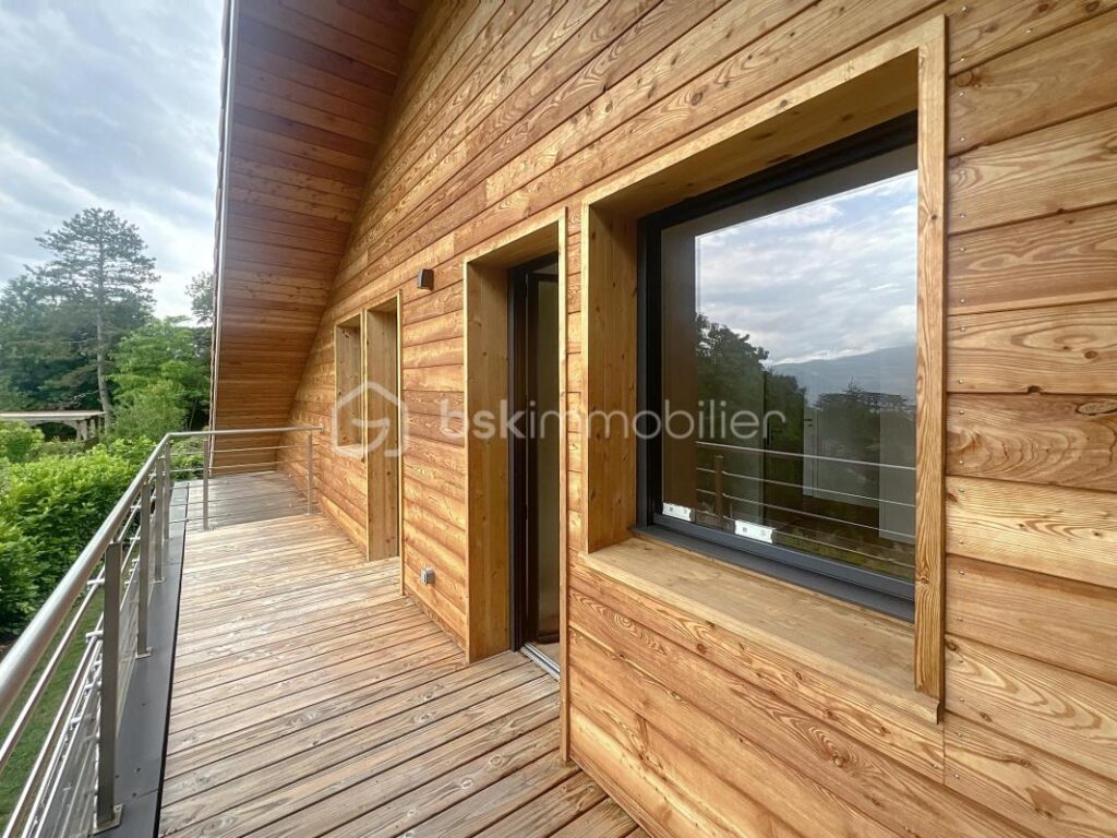 *** MAISON NEUVE DE 159 m² A MEYLAN SECTEUR ROCHASSON*** Frais de notaire réduits 3% seulement – 6 pièces – 4 chambres – 159 m²