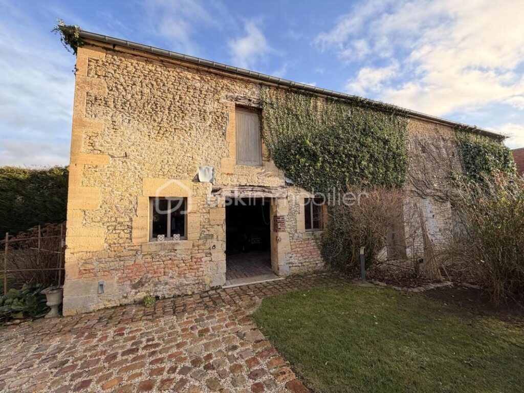 COUP DE COEUR EN PRÉVISION ! – 4 pièces – 2 chambres – 120 m²