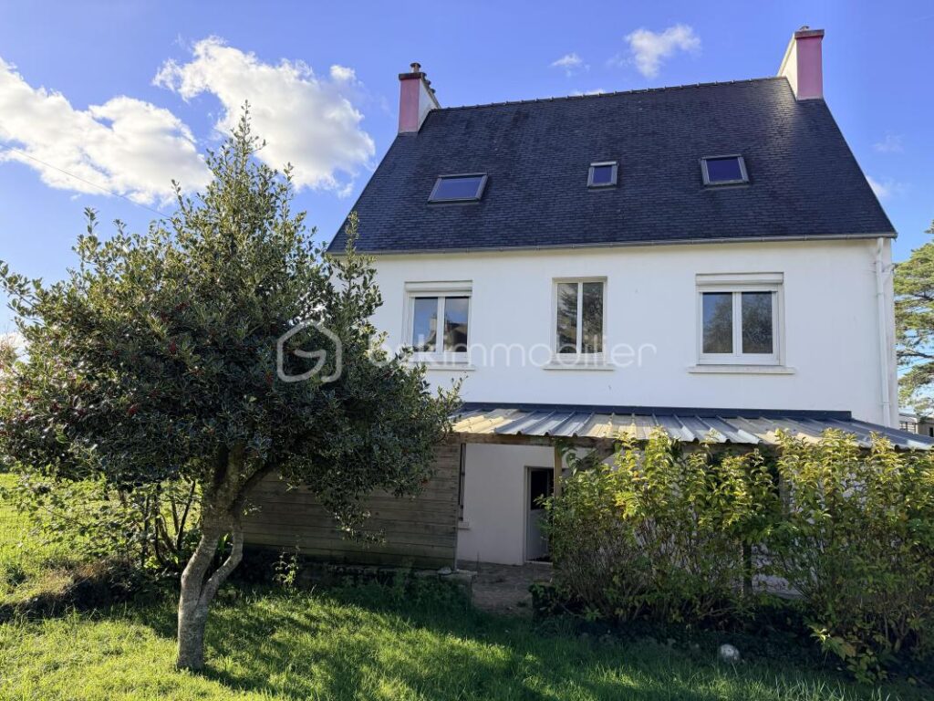 Maison Familiale – 7 pièces – 5 chambres – 155 m²