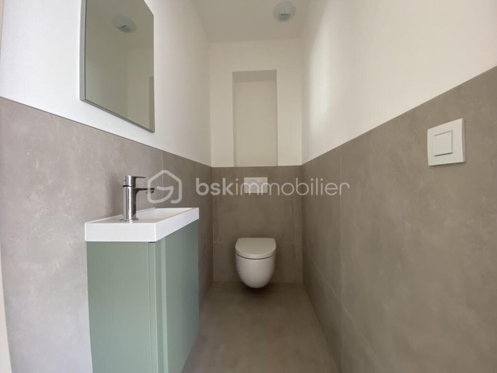 Magnifique maison 5 pièces sur 660 m² de terrain à l’entrée de Sillingy – 5 pièces – 4 chambres – 124 m²