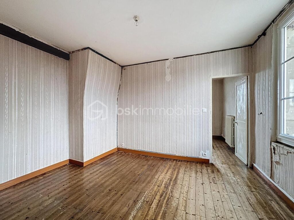 Maison de Ville – 8 pièces – 4 chambres – 108 m²