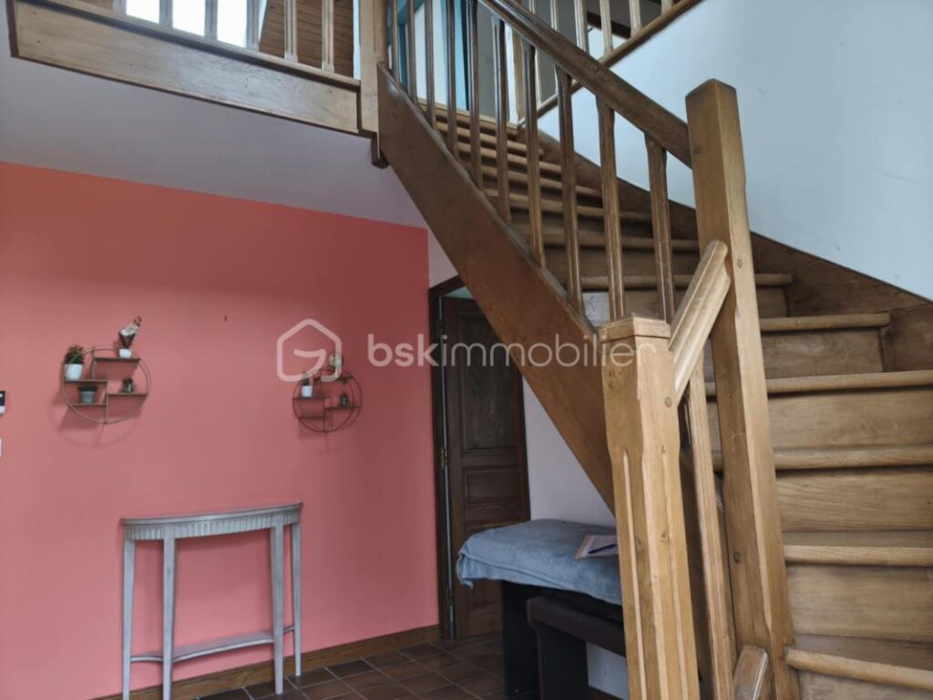 Charmant pavillon familial aux beaux volumes – 7 pièces – 4 chambres – 145 m²