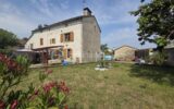 Maison de caractère 100 m² à Limalonges avec jardin, garage et cave voutée – 3 pièces – 2 chambres – 100 m²