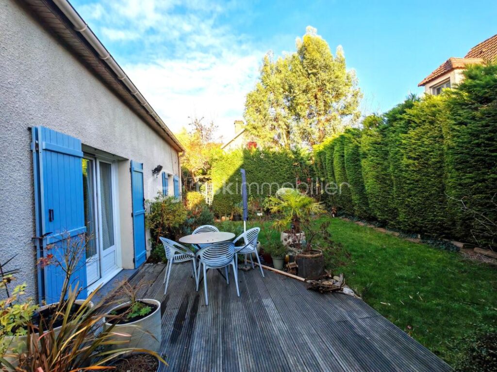 Maison au calme proche de la gare et des commerces – 5 pièces – 3 chambres – 115 m²