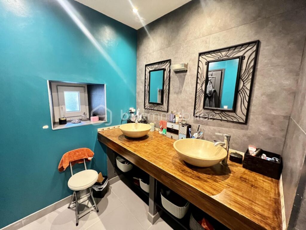 Submergez-vous dans une oasis de tranquillité à quelques minutes de Crécy la Chapelle! – 6 pièces – 4 chambres – 150 m²