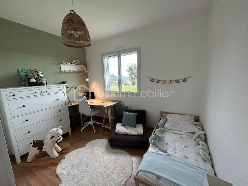 A SAISIR MAISON CONTEMPORAINE – 4 pièces – 3 chambres – 98 m²