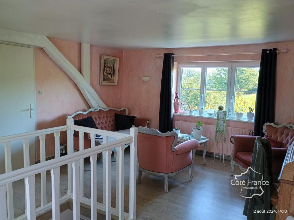 AISNE – MARLY-GOMONT – Charmante maison de campagne sur 7590 – 10 pièces – 4 chambres – 174 m²