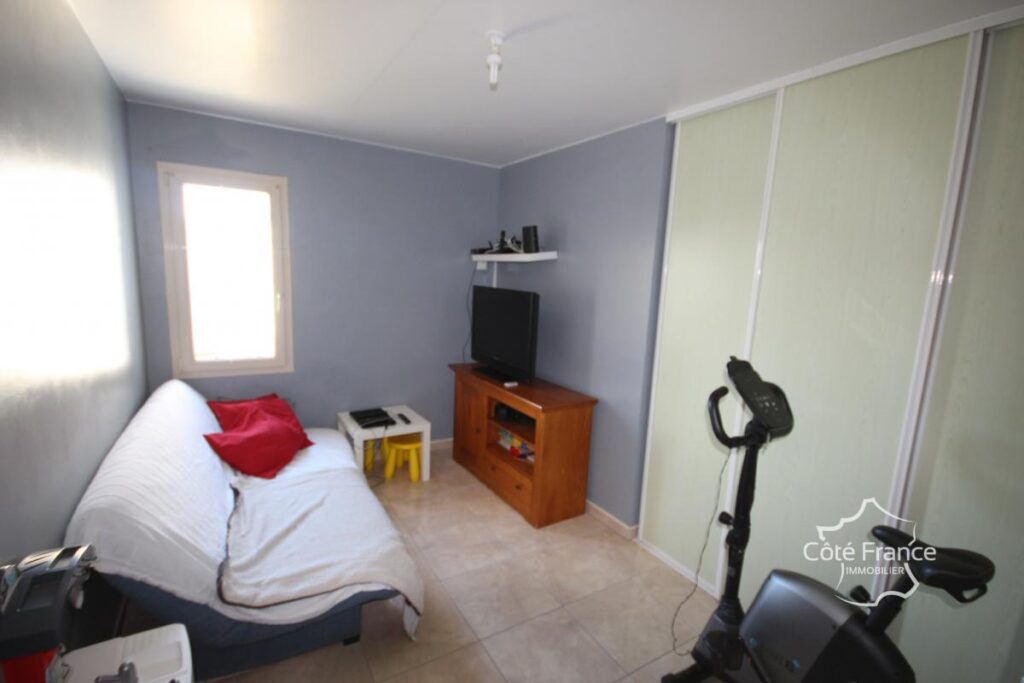 MAISON D’EXCEPTION 8 chambres, habitable de plain pied, avec – 9 pièces – 8 chambres – 212 m²