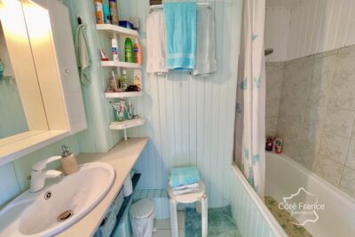 Charmante villa de 2 chambres & de grandes terrasses dans le – 3 pièces – 2 chambres – 60 m²