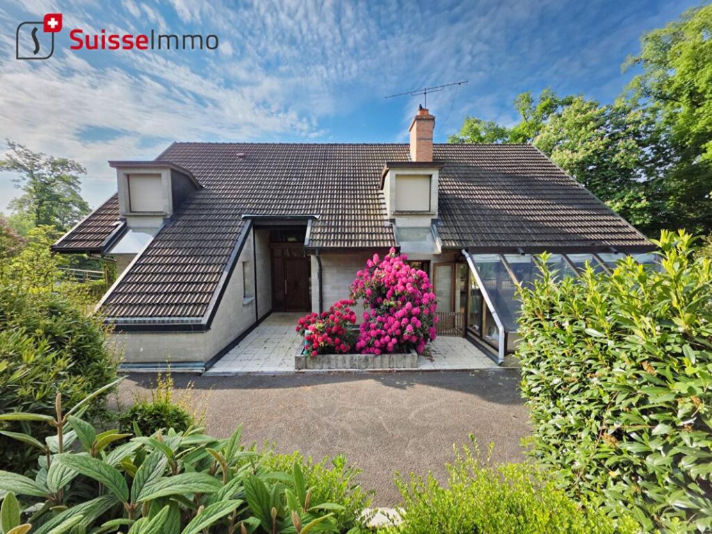 Pavillon d’architecte 261M2 – 11 pièces – 5 chambres – 261 m²