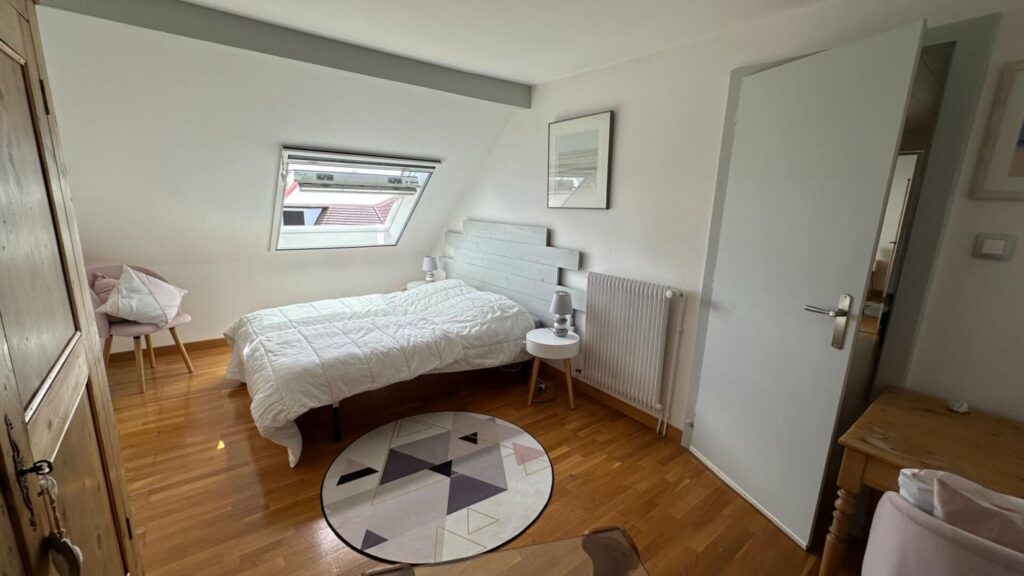 Maison Lure 7 pièce(s) 132 m2 – 7 pièces – 4 chambres – 132 m²