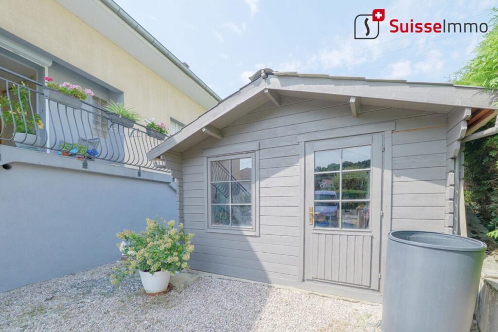 Maison Feche L’Eglise – 9 pièce(s) -188 m2 – 9 pièces – 5 chambres – 188 m²