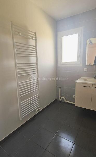 Appartement à vendre à Domene