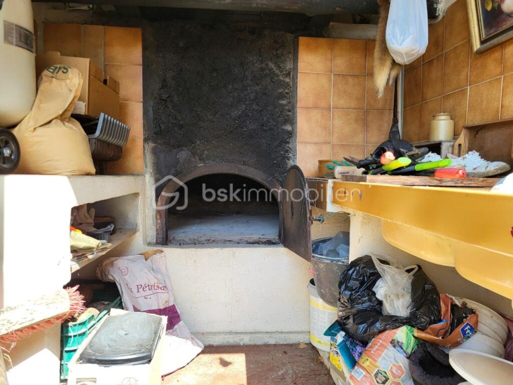 Maison T13 269 m2 – 12 pièces – 6 chambres – 269 m²