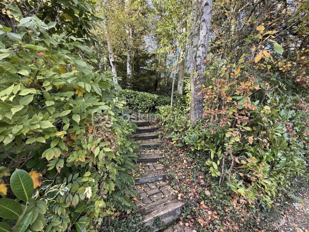 Maison avec vue imprenable – 4 pièces – 3 chambres – 120 m²